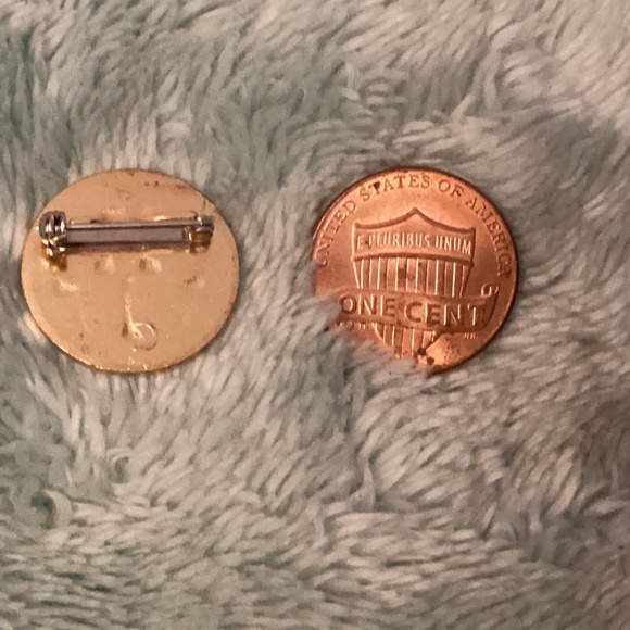 Girl Scouts of America GSA Blue Gold Shamrock Pin Stars Vintage 3/4" TREFOIL - Picture 3 of 4